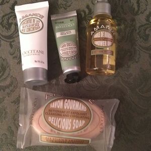 L'Occitane Amande Travel Set - New